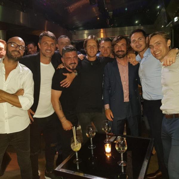 看哭了！一场皮尔洛告别赛，写满了你我的青春