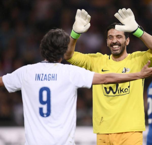 看哭了！一场皮尔洛告别赛，写满了你我的青春