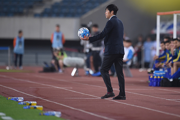 高洪波离任国足主帅后首度开腔：我是中国人，执教国足不后悔