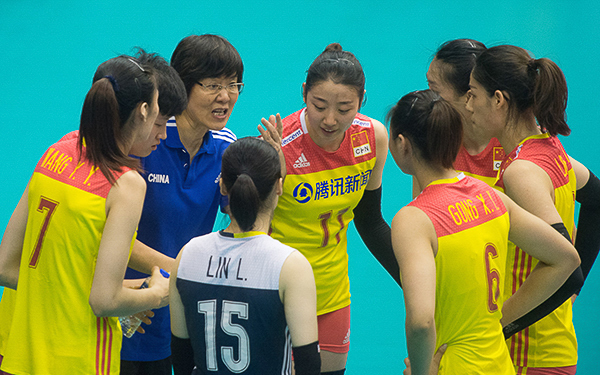 没有“朱袁张”的女排怎么打，郎平只能用输球教育新人了