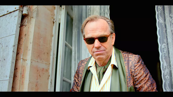 “卷福”的新剧，那叫一个“虐”