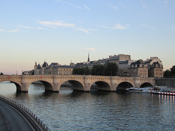 西岱岛，巴黎从这里开始
