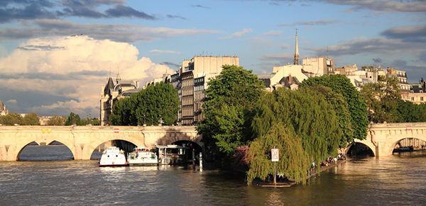 西岱岛，巴黎从这里开始