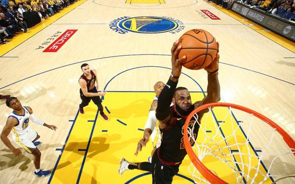 比赛输了，但总决赛MVP能颁给詹姆斯吗