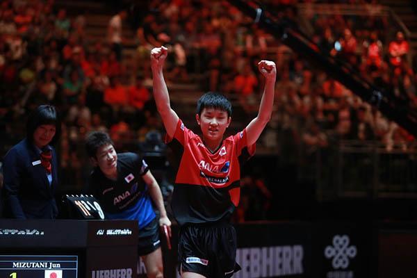 张继科0比4不敌日本华裔神童！张本智和：为战胜中国而努力