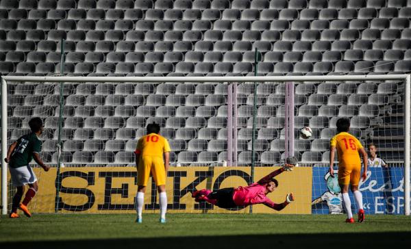 中国队土伦杯1比3负墨西哥无缘淘汰赛，孙继海赞拼搏精神