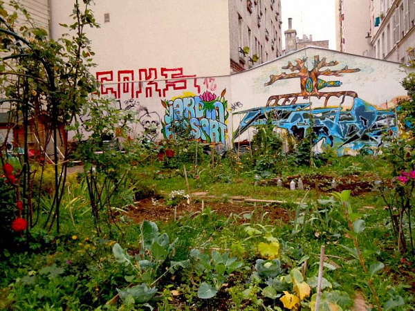 听说，巴黎人热衷“城中村”