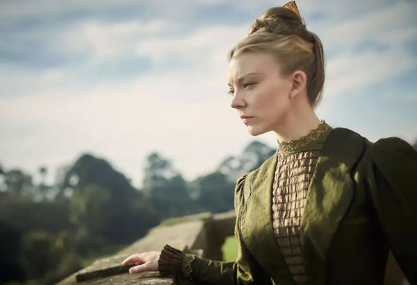 《悬崖下的野餐》：失踪的女学生，再也找不回来了