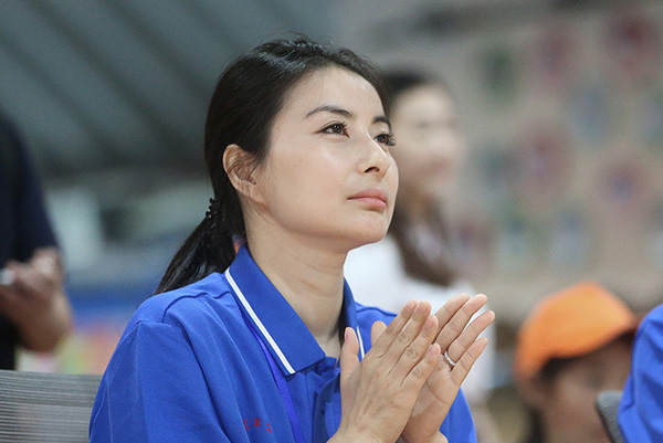 郭晶晶现身武汉跳水世界杯：成功是因为吴敏霞的“拼命追赶”