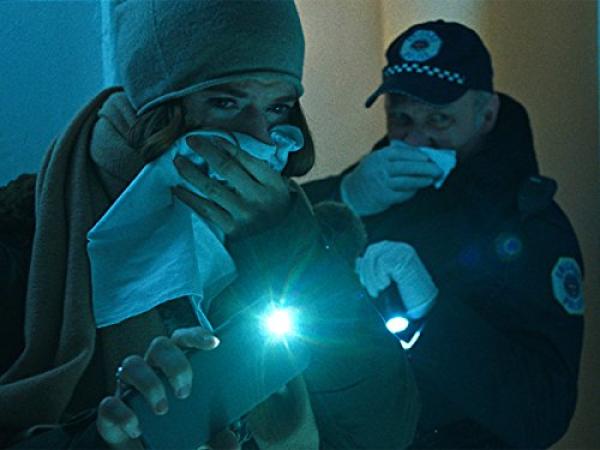 《傲骨之战》：乱世生存指南