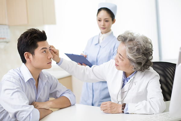 爱眼日｜眼底疾病增多，糖尿病还会致盲？