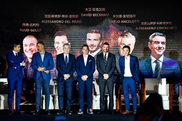 “偶像”贝克汉姆是怎样炼成的？零距离解读小贝中国行