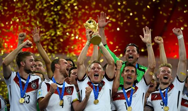 另一半管得紧如何正常看球？资深球迷亲传秘诀了解一下