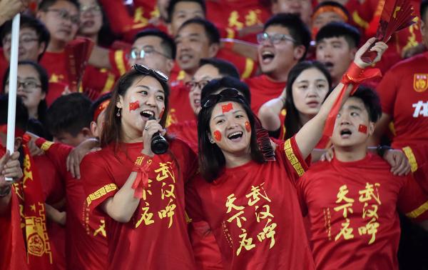 世界杯征稿｜答应我一起去俄罗斯看球的TA，物是人非