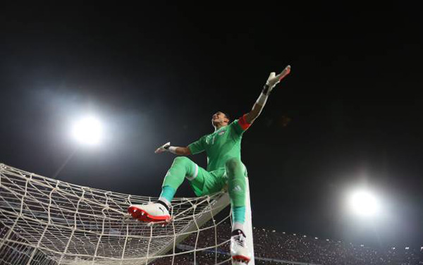 45岁只能油腻中年？这位埃及老将却在踢世界杯啊