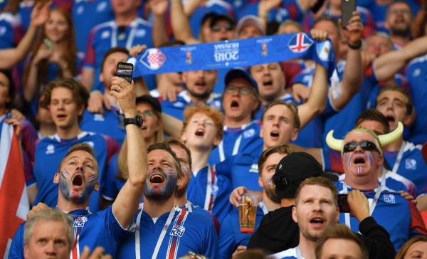 梅西遗憾错失点球！阿根廷1比1冰岛，导演门将神发挥