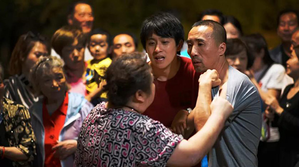 上影节参赛片｜《寻狗启事》：狗丢了，咋整