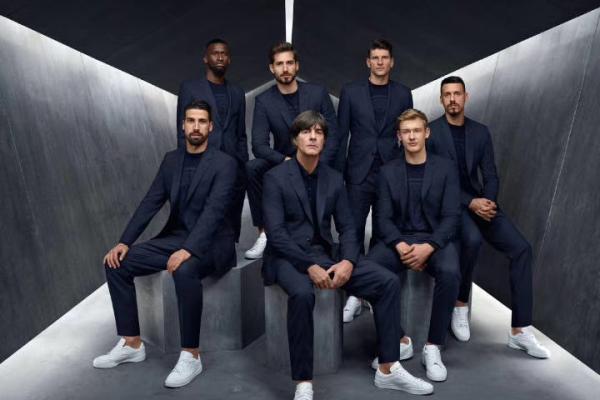 “卫冕冠军魔咒”再次应验，德国队啥时候有了散步属性？