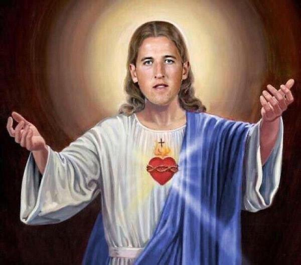 俄滴神｜90分钟不脱妆，韩国门将的粉底液有代购吗