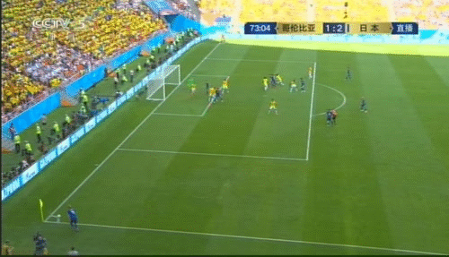 日本队2比1战胜哥伦比亚！首胜南美球队，改写亚洲足球历史