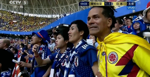 日本队2比1战胜哥伦比亚！首胜南美球队，改写亚洲足球历史