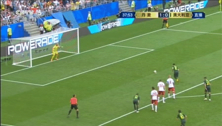 澳大利亚1比1闷平丹麦，C组出线形势依旧扑朔迷离