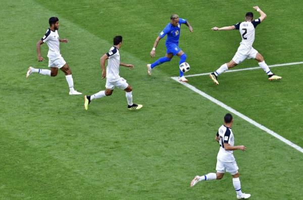 2比0绝杀哥斯达黎加，真正的巴西队补时才“上线”