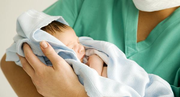 多学科合作，20分钟救回窒息男婴