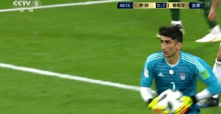 头条世界杯｜C罗罚丢点球“致敬”梅西，葡萄牙跌入死亡半区