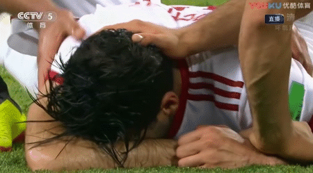 头条世界杯｜C罗罚丢点球“致敬”梅西，葡萄牙跌入死亡半区