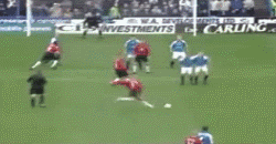 C罗的绝技电梯球是什么原理？香蕉球和落叶球有何不同？