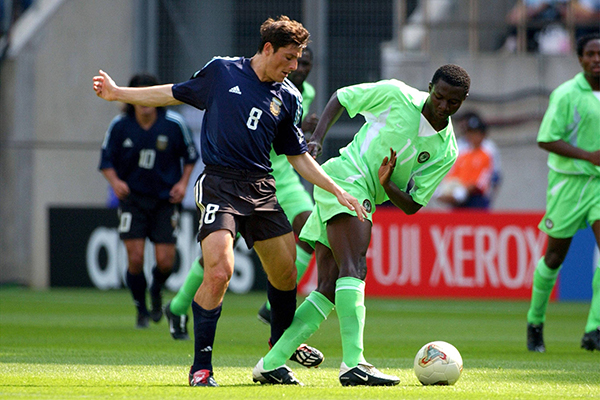 前哨｜恩怨纠葛24年，梅西的人生“写满”尼日利亚队