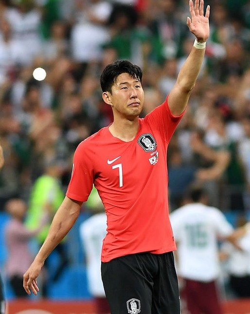 亚洲足球终于有了巨星，韩国网友请愿为孙兴慜“免除兵役”
