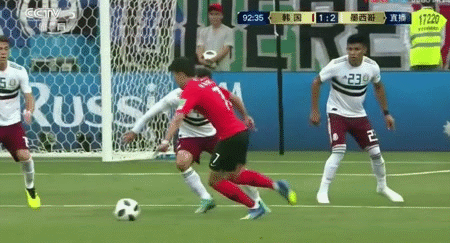 亚洲足球终于有了巨星，韩国网友请愿为孙兴慜“免除兵役”