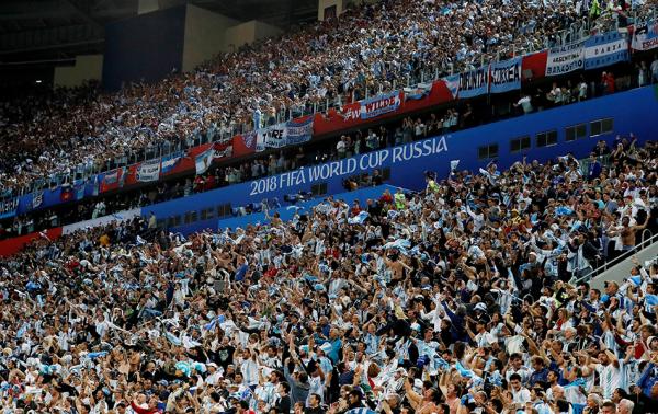 国际足联：世界杯小组赛220万人现场观赛，上座率98%