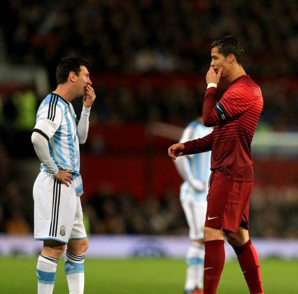 前哨｜既当爹又当妈，梅西C罗今夜“一起回家”？