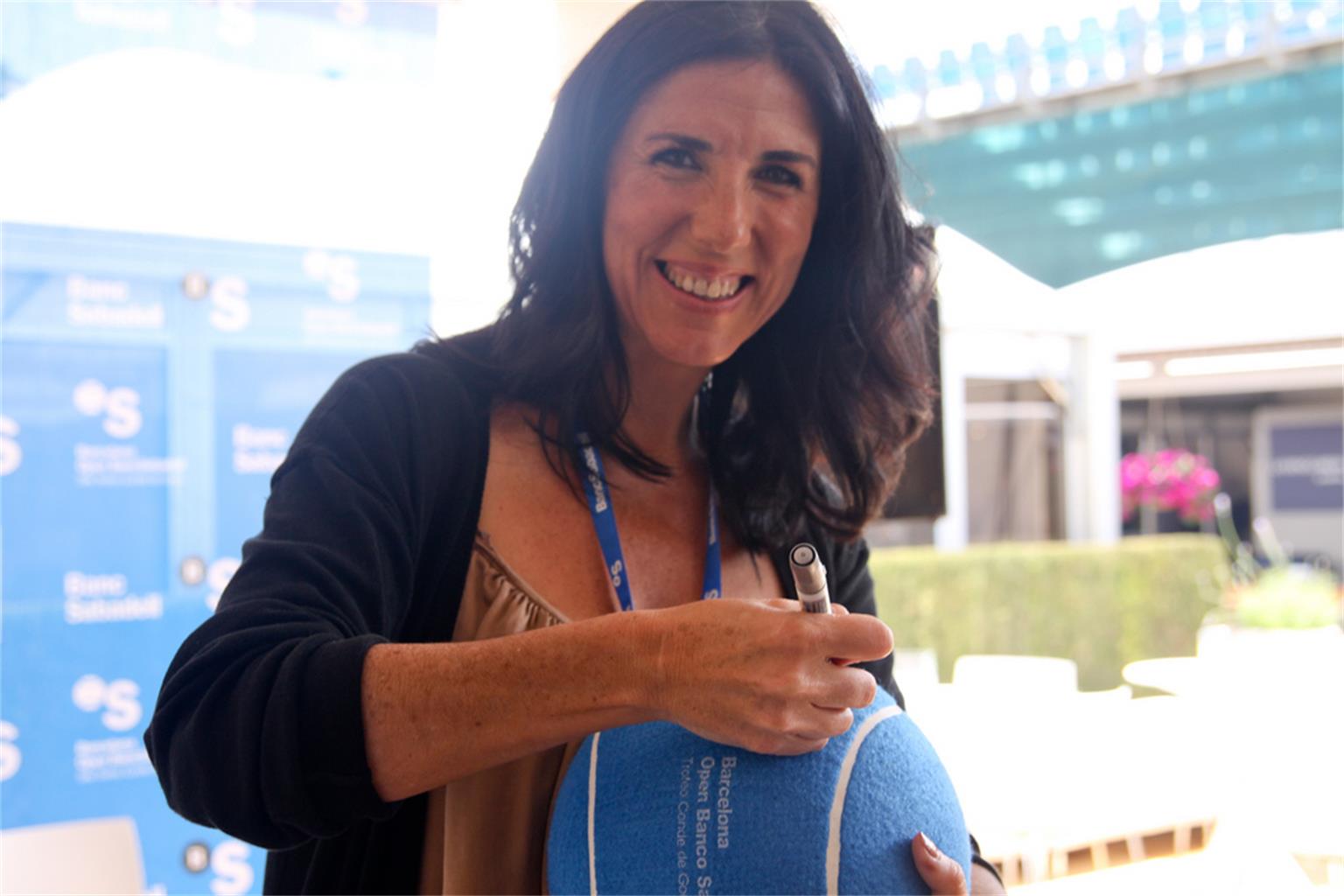 梅西的心只属于巴萨？他和阿根廷的爱恨永远理不清