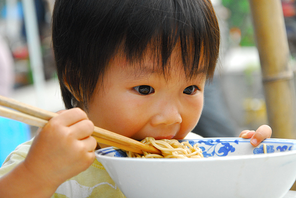 问答｜听妈妈的话，吃饭别说话？这些食物不要吃