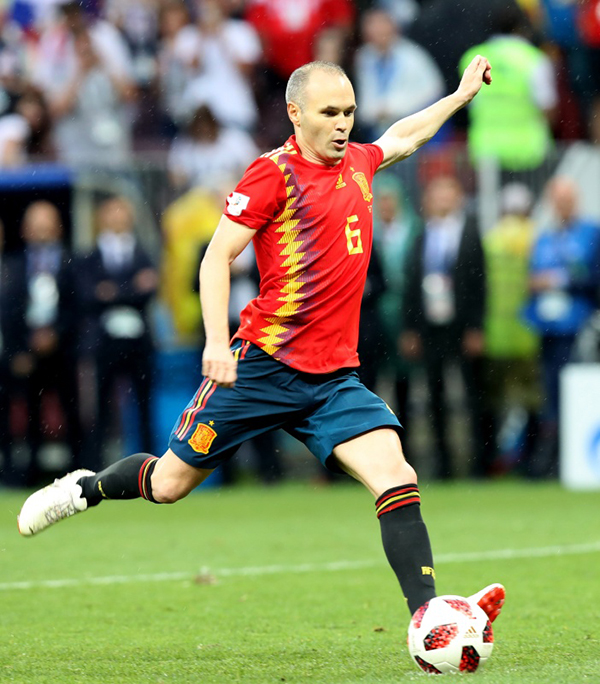 2008-2018，伊涅斯塔告别，西班牙的无敌真正远去了