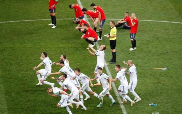 头条世界杯｜3人扑出8个点球，这是属于“门神”的一夜