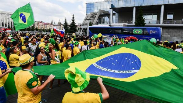 头条世界杯｜坑死梅西C罗的“魔咒”，内马尔逃得掉吗