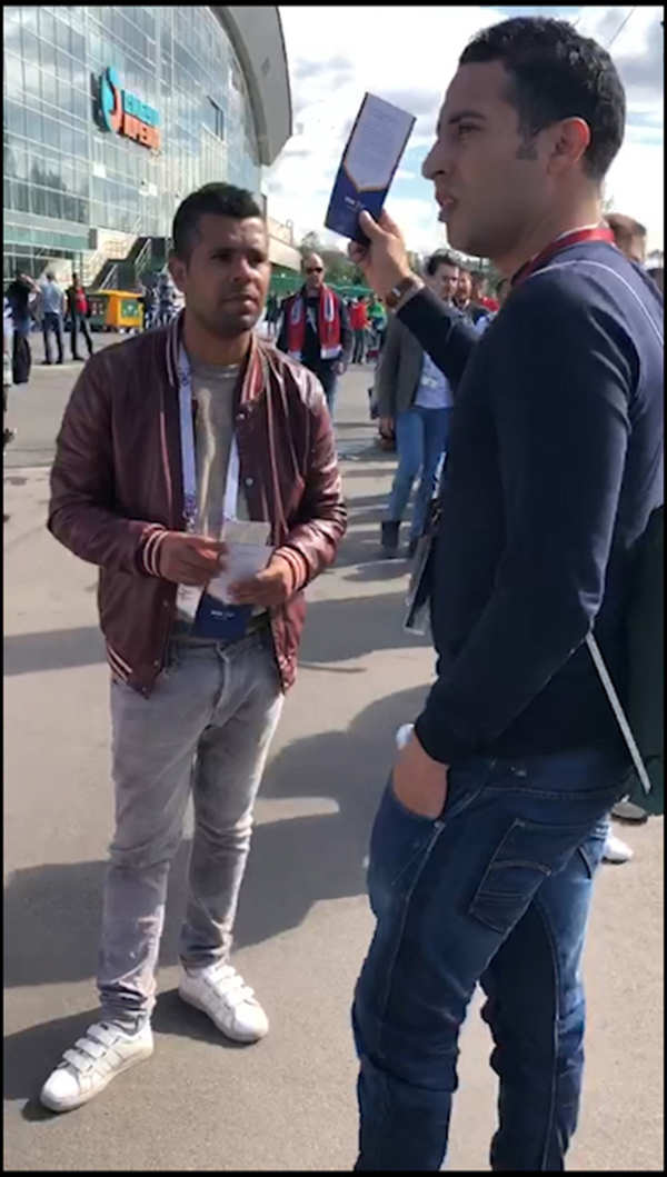 前线｜世界杯“黄牛”调查：组团赴俄倒票，一个月赚四五万