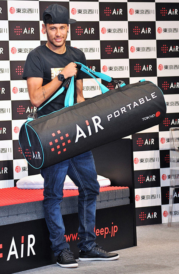 冲击大力神杯失败，内马尔的“钱袋子”却更鼓了？