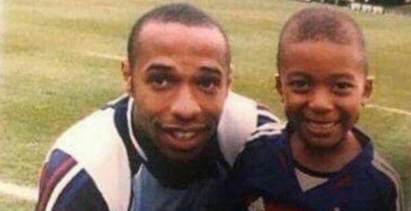 头条世界杯｜法国队出了“叛徒”？这是一场关于亨利的战争