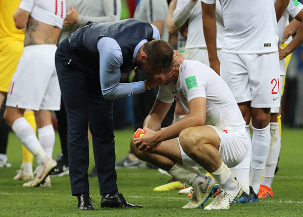 挑剔的英国媒体都服了：这支英格兰队是“国家宝藏”