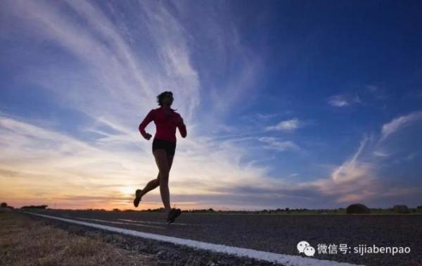 涨知识丨一觉醒来全身疼，这种迟发性肌肉酸痛对跑者有害吗？
