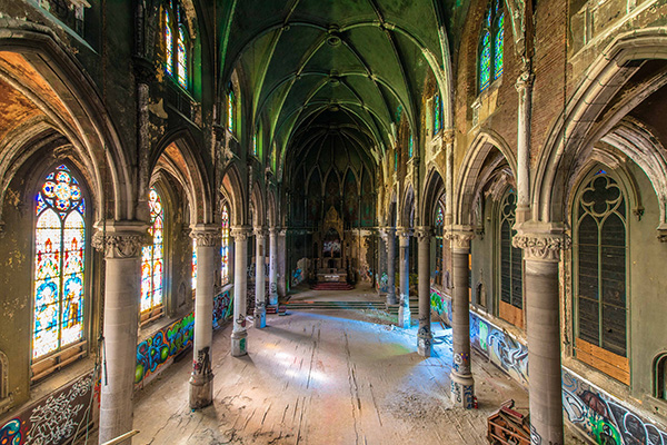 对谈 | 从火车墓地到废弃剧场，走遍北美废墟的北京女孩