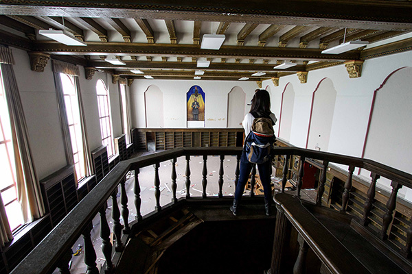 对谈 | 从火车墓地到废弃剧场，走遍北美废墟的北京女孩