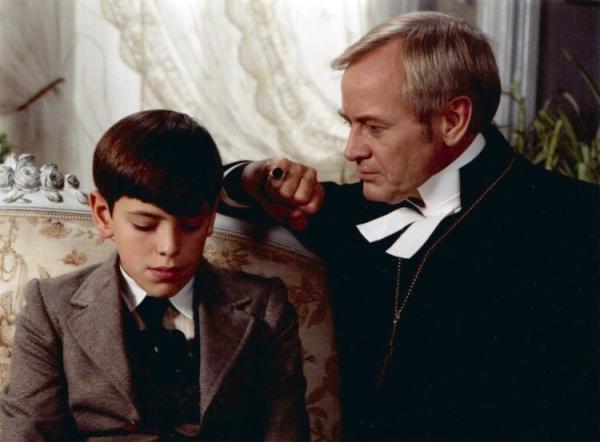 伯格曼百年诞辰｜电影不过是他频频回望童年的玩具