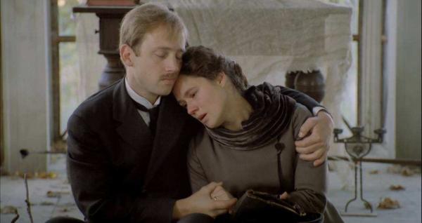 伯格曼百年诞辰｜电影不过是他频频回望童年的玩具